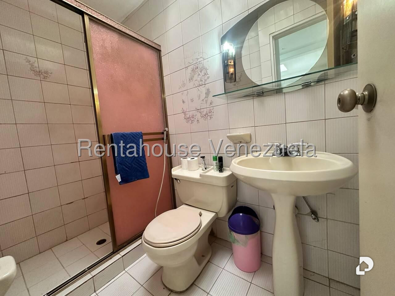 Casa en El Llanito, Caracas – 25