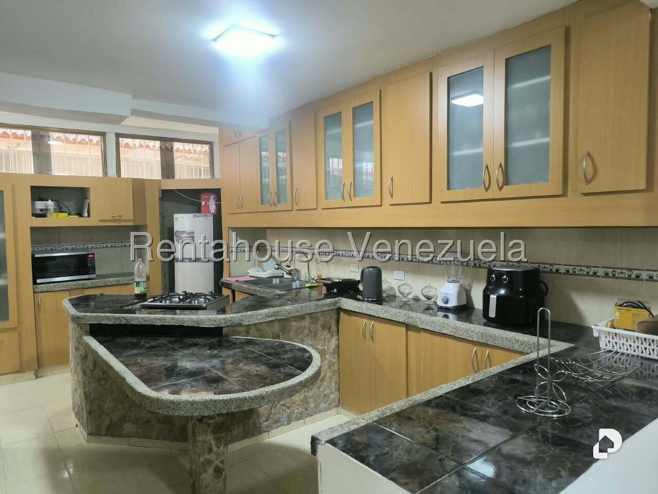 Casa en El Llanito, Caracas – 18
