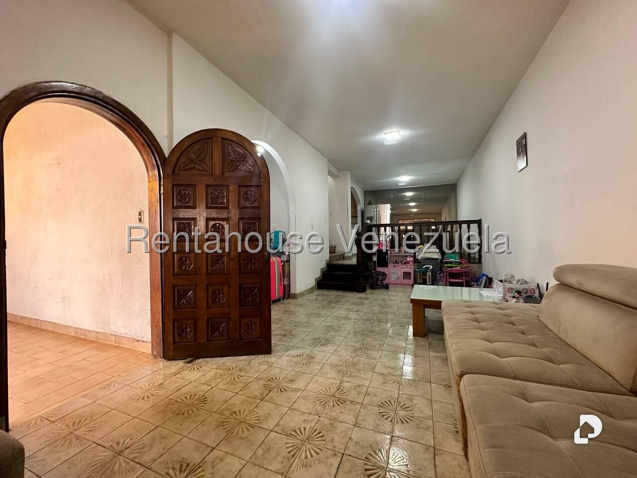 Casa en El Llanito, Caracas – 8