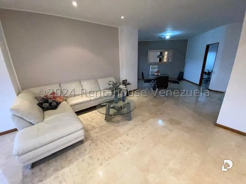 Apartamento en Los Samanes, Caracas – 25