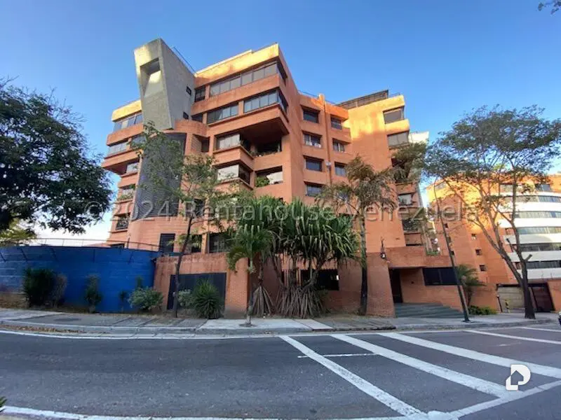 Apartamento en Los Samanes, Caracas – 1