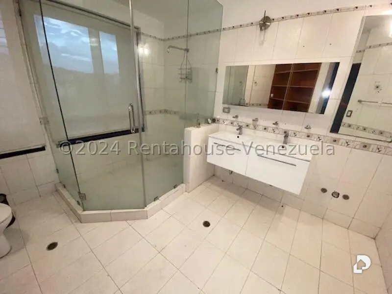 Apartamento en Los Samanes, Caracas – 23