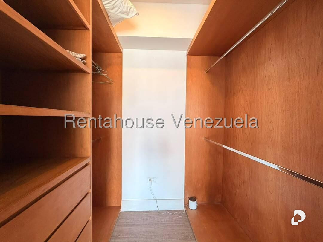 Apartamento en Lomas de Las Mercedes, Caracas – 20