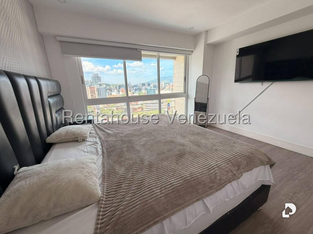 Apartamento en Lomas de Las Mercedes, Caracas – 18