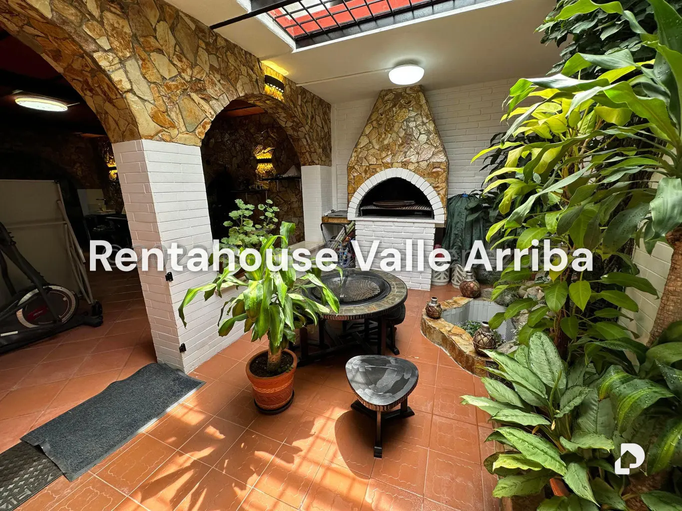 House in El Cafetal, Caracas – 18