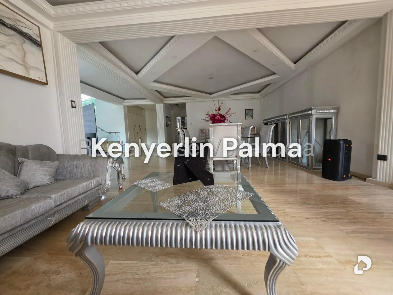 House in El Cafetal, Caracas – 14