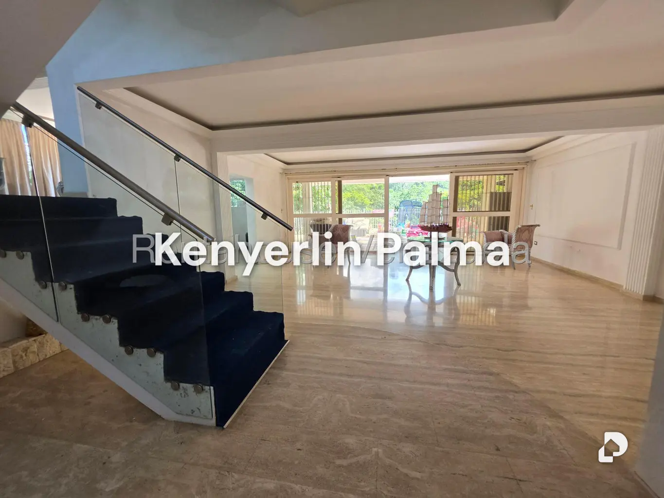House in El Cafetal, Caracas – 29