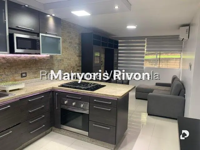 Apartamento en Los Naranjos Humboldt, Caracas – 3