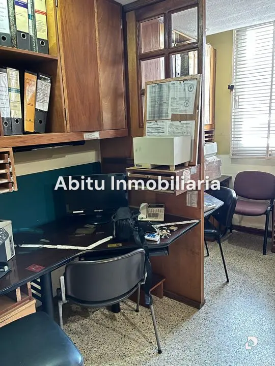 Local comercial en Bello Monte, Caracas – 12