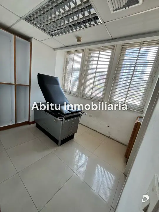 Local comercial en Bello Monte, Caracas – 39