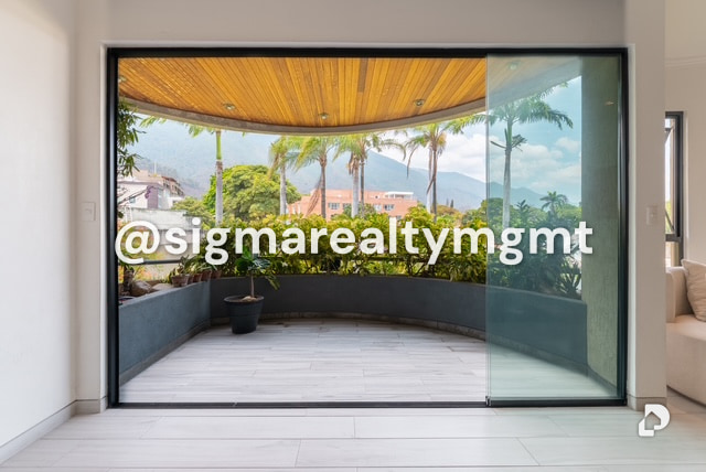 Apartamento en Country Club, Caracas – 12