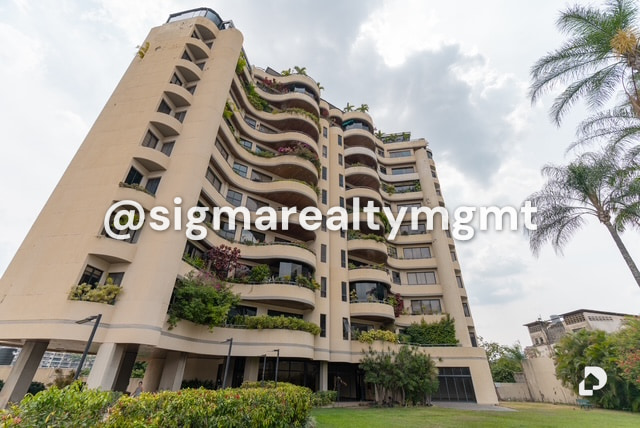 Apartamento en Country Club, Caracas – 1