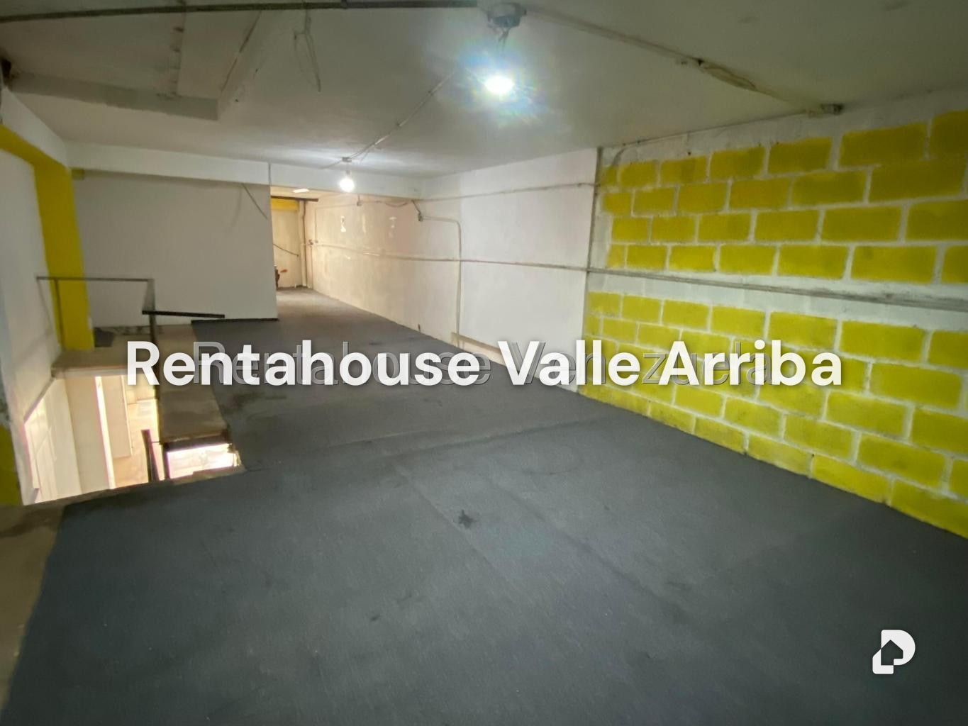 Local comercial en Puente Hierro, Caracas – 15