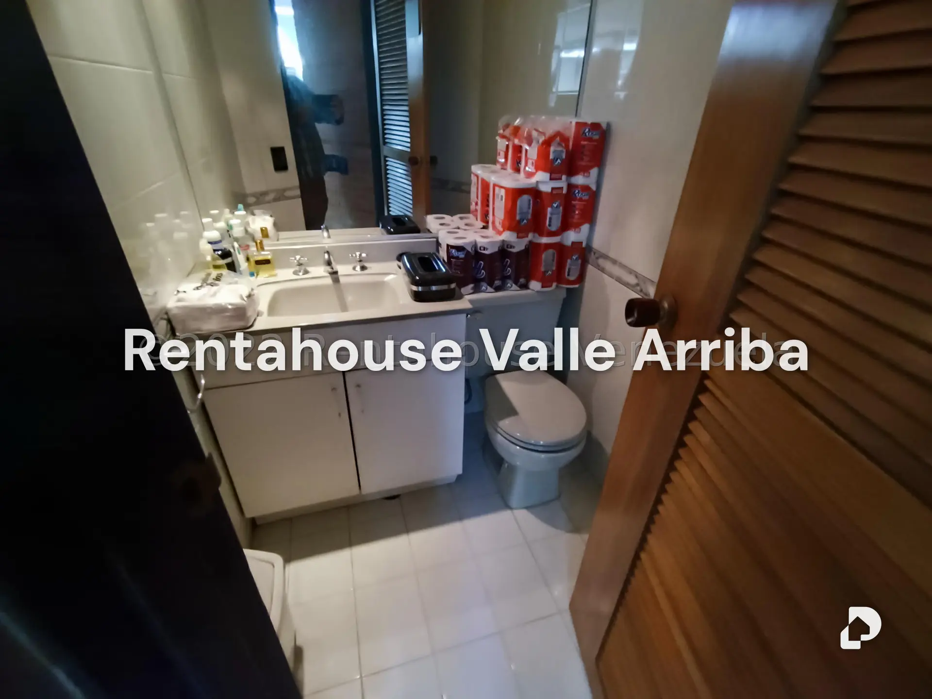 Office in El Bosque, Caracas – 24