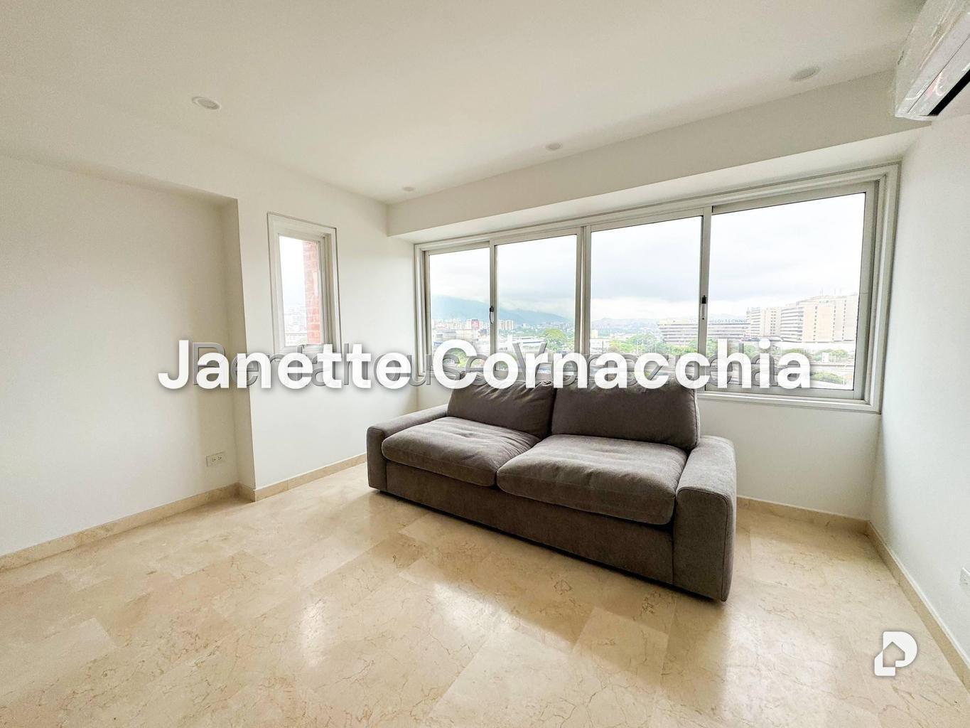 Apartamento en El Rosal, Caracas – 20