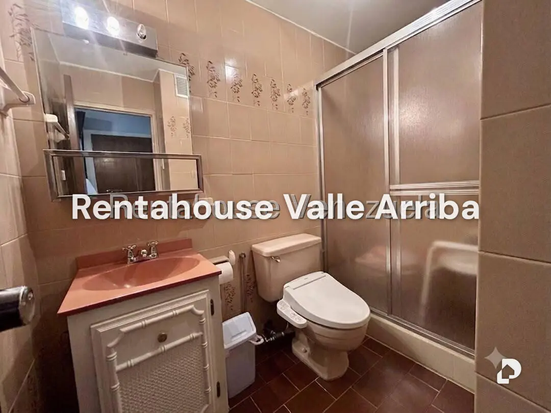 Apartamento en Los Naranjos (del Cafetal), Caracas – 28