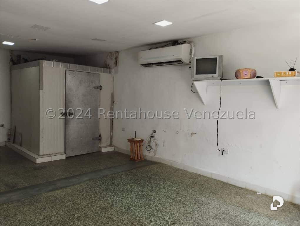 Local comercial en Catia, Caracas – 19