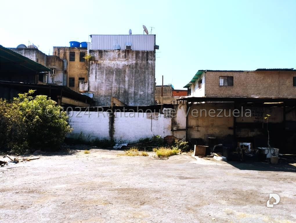 Local comercial en Catia, Caracas – 30