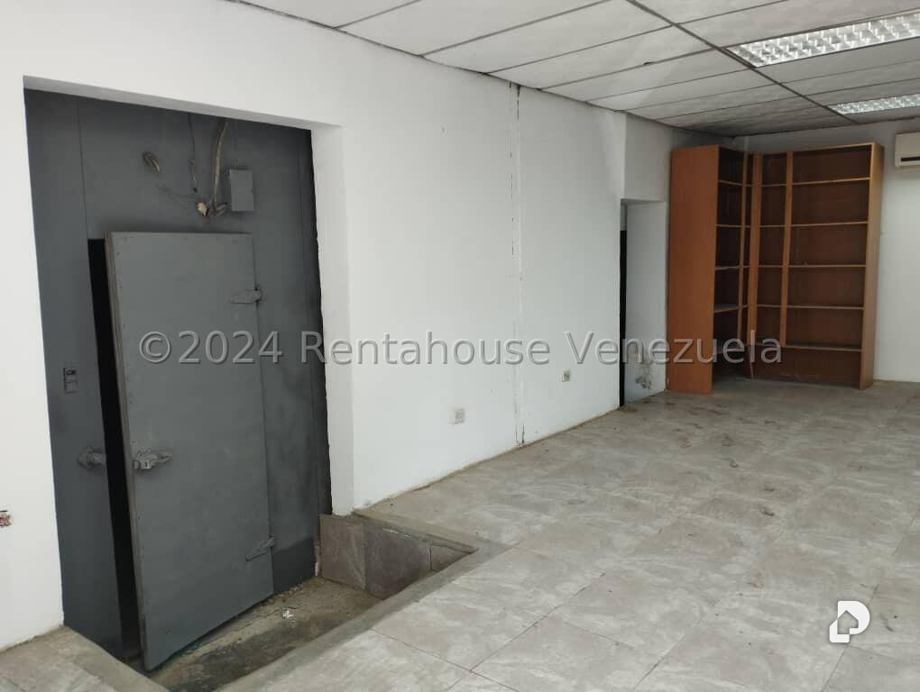 Local comercial en Catia, Caracas – 4