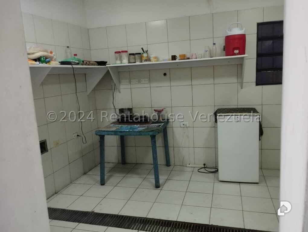 Local comercial en Catia, Caracas – 15