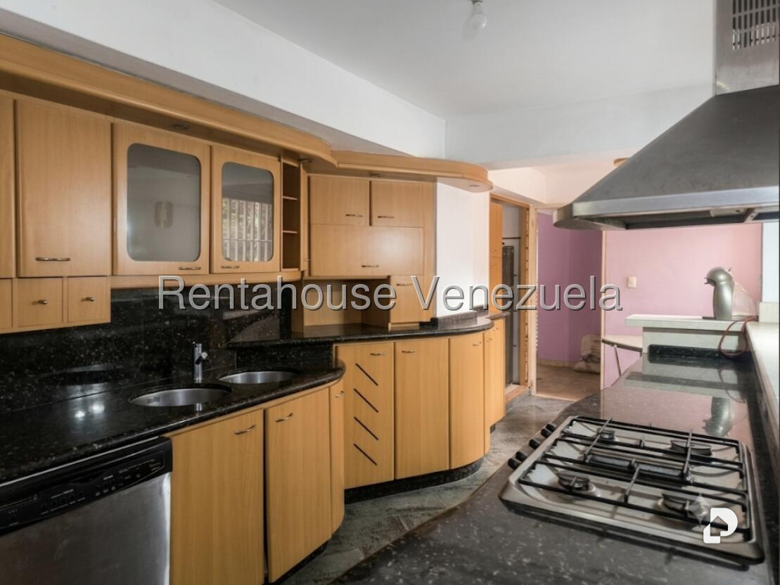 Apartamento en Los Naranjos (del Cafetal), Caracas – 12