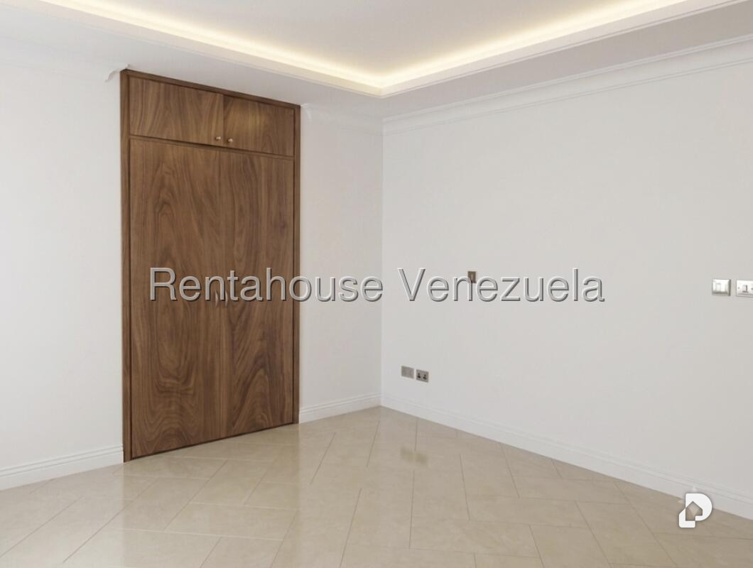 Apartamento en Los Naranjos (del Cafetal), Caracas – 18