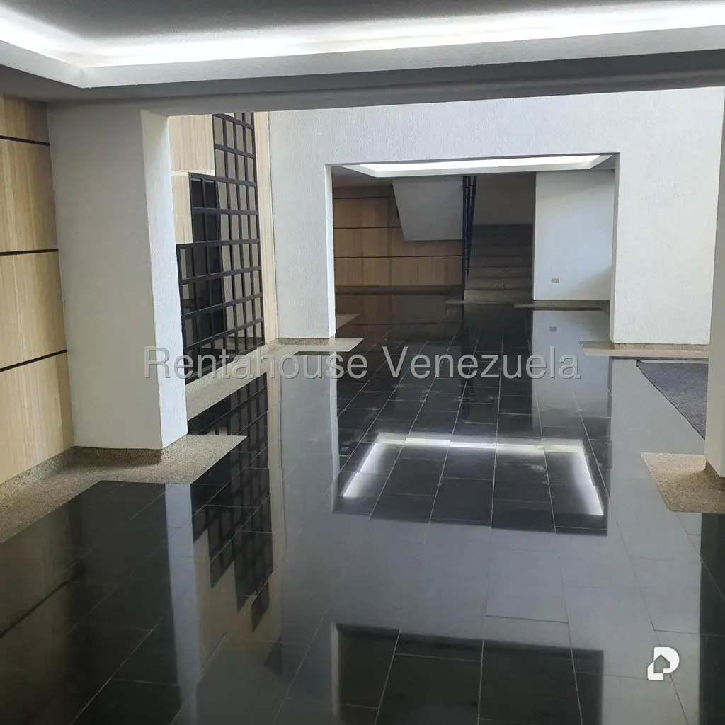 Apartamento en Colinas de Valle Arriba, Caracas – 2