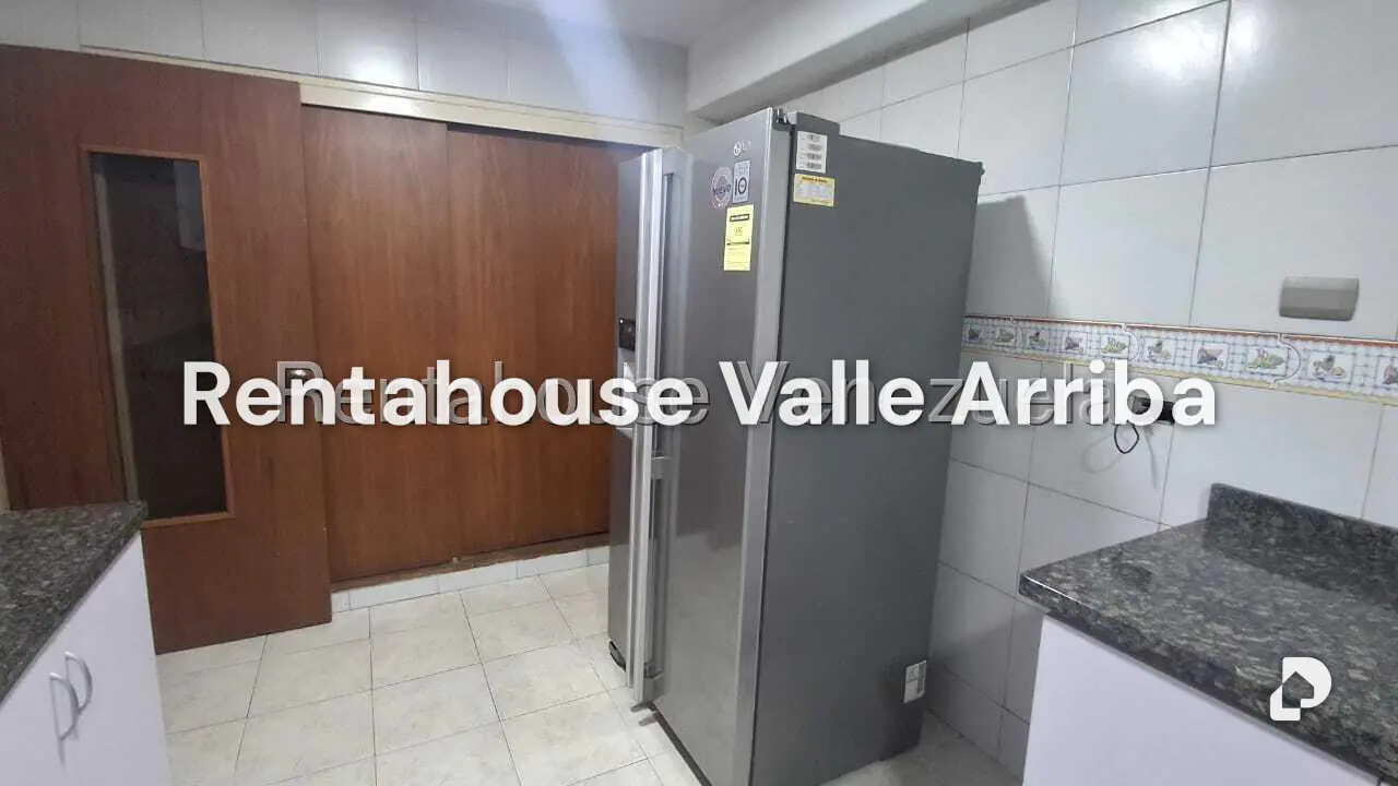 Apartamento en Cumbres de Curumo, Caracas – 17