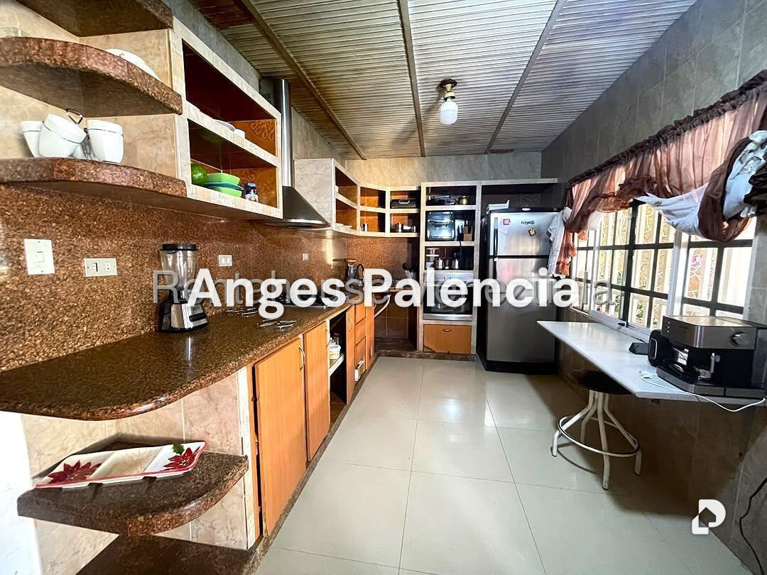 Casa en Santa Rita, Maracay – 10
