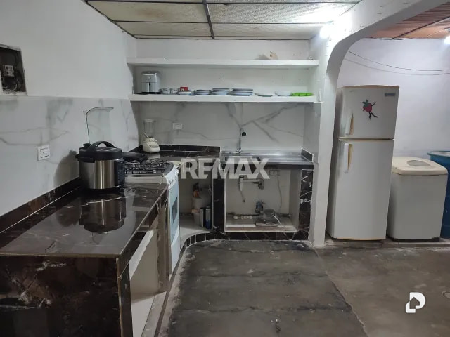 Casa en Kilómetro 27 – 8