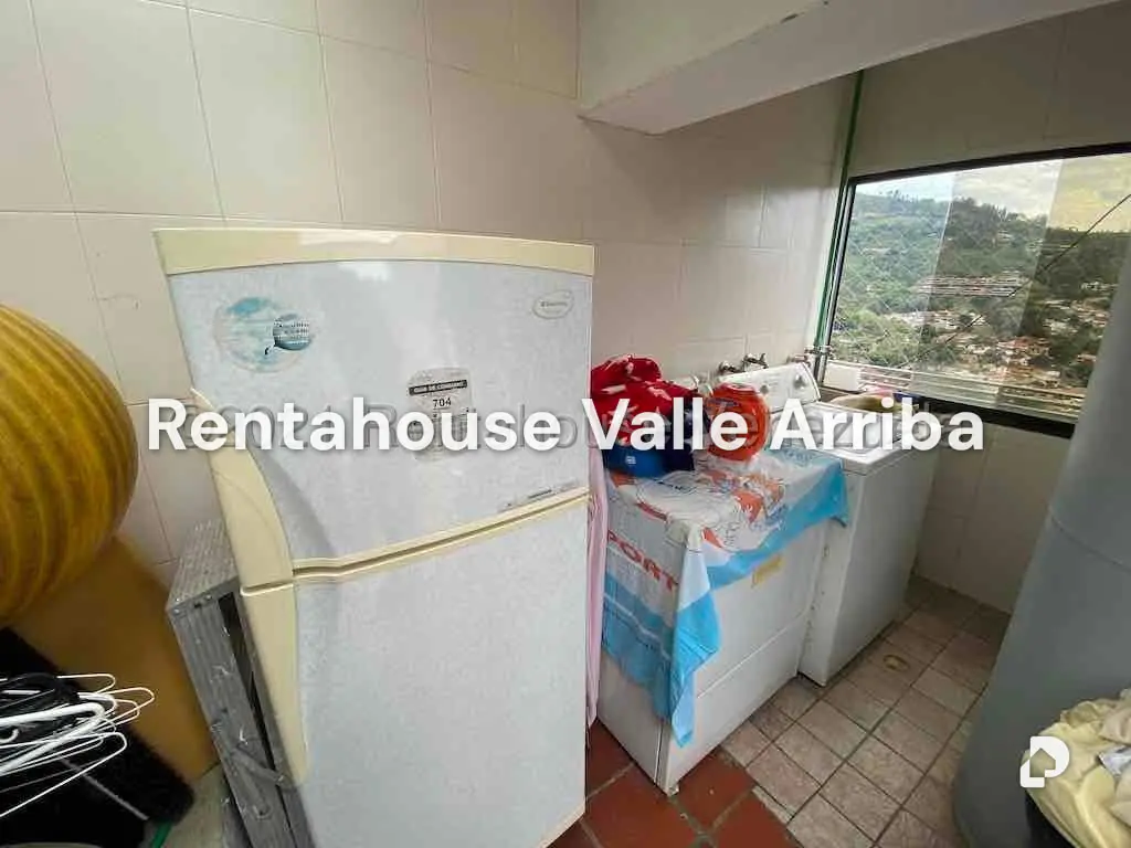 Apartamento en Las Esmeraldas, Caracas – 19