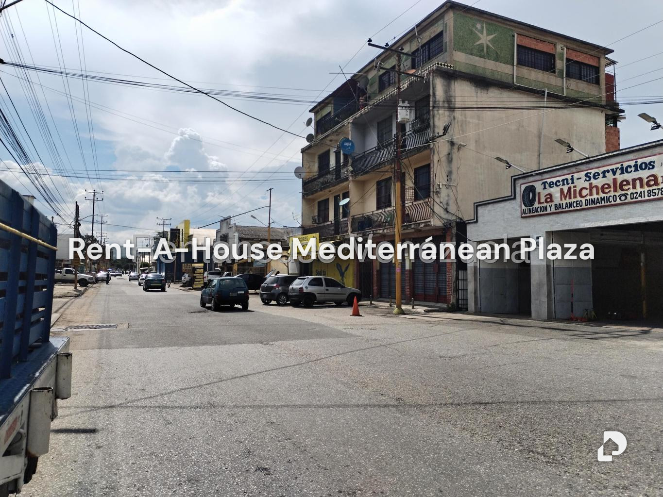 Local comercial en Michelena, Valencia – 2
