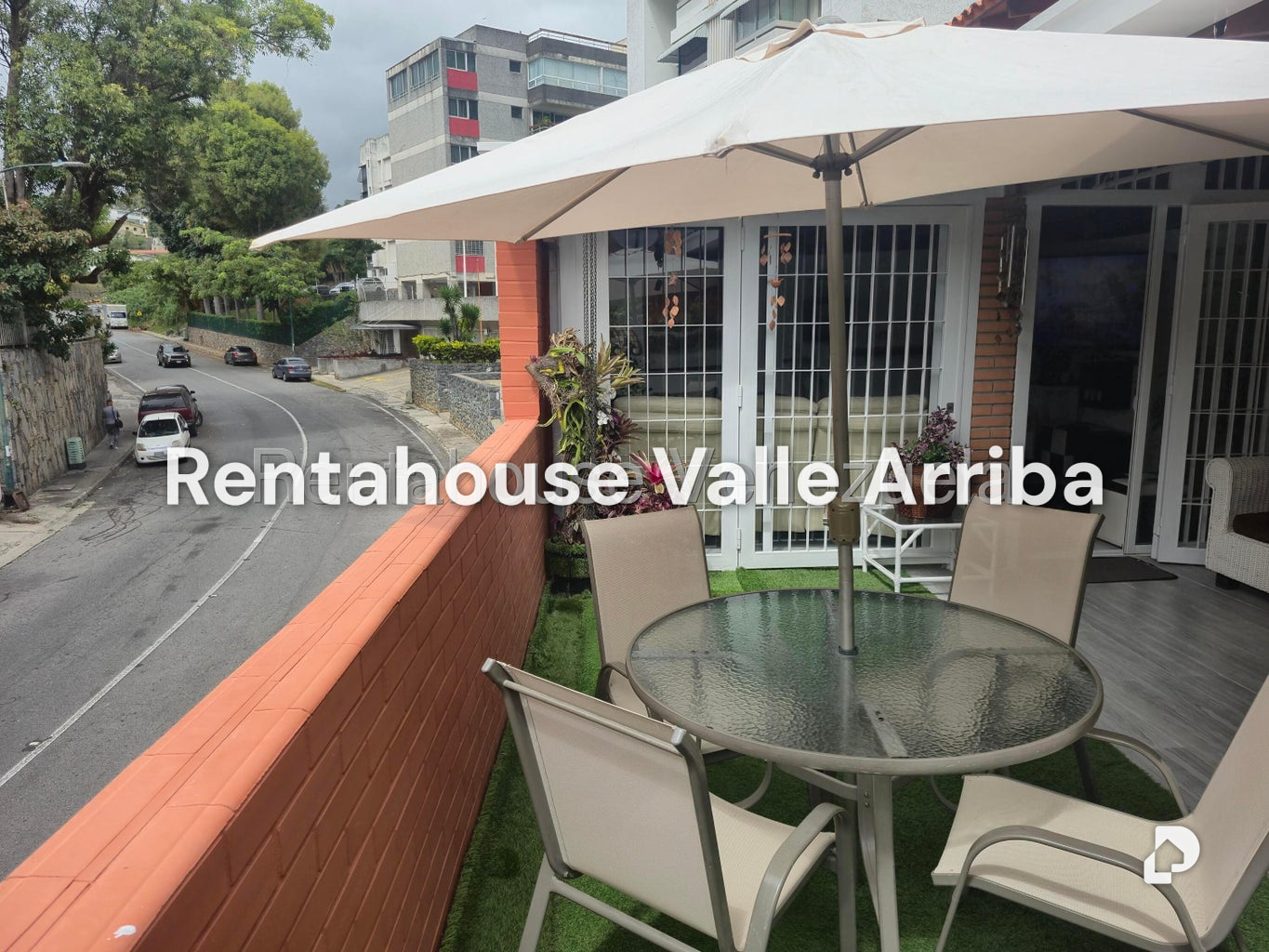 Casa en Cumbres de Curumo, Caracas – 27
