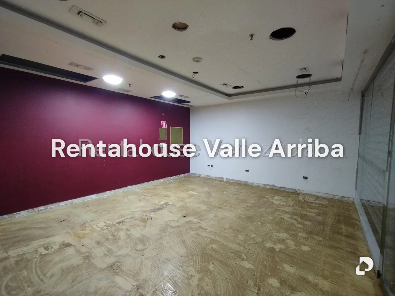 Local comercial en Colinas de Valle Arriba, Caracas – 2