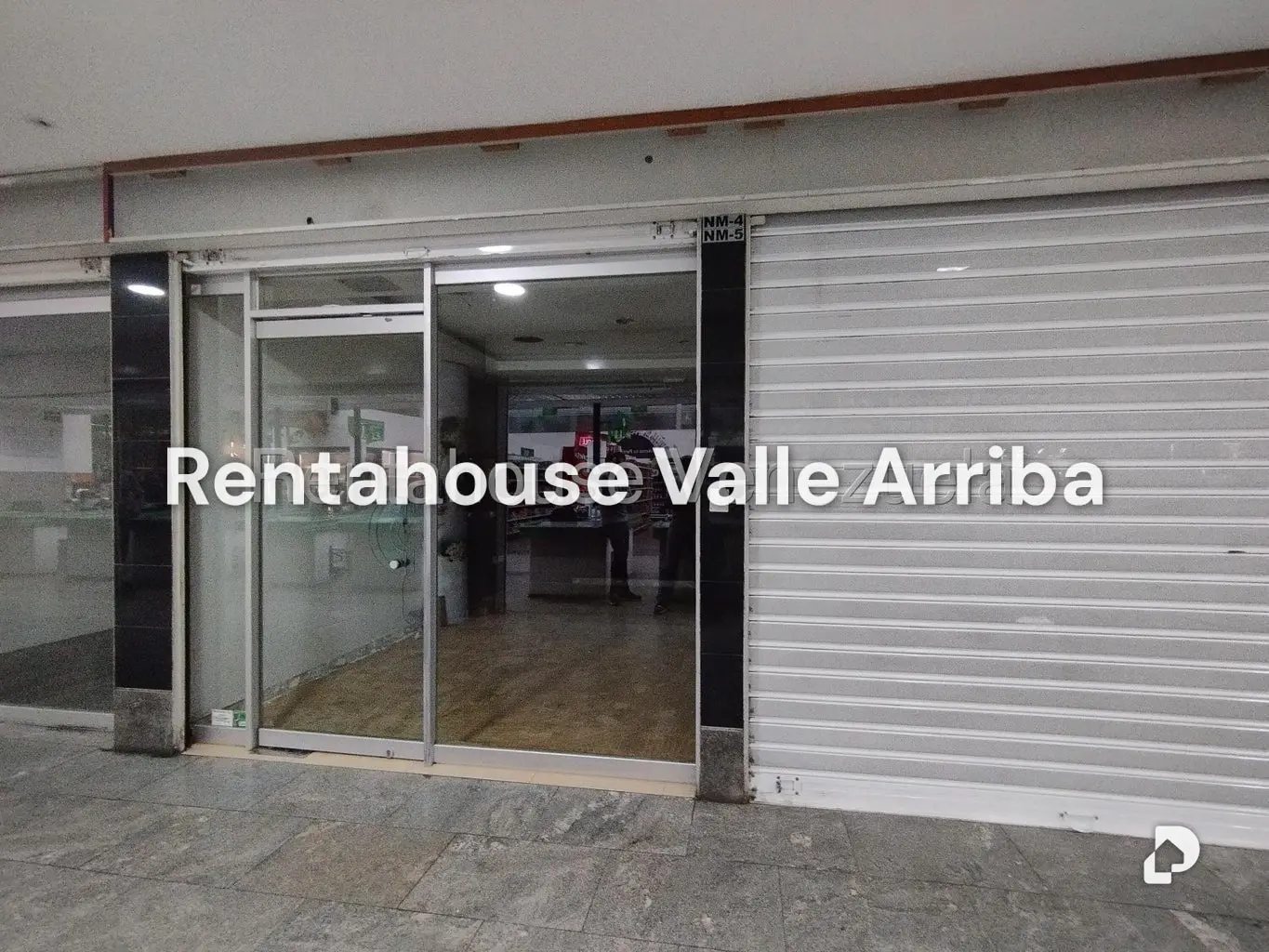 Local comercial en Colinas de Valle Arriba, Caracas – 13