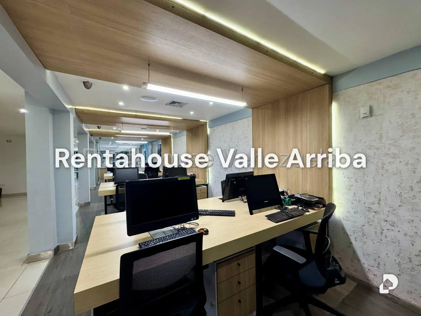 Local comercial en Chuao, Caracas – 13