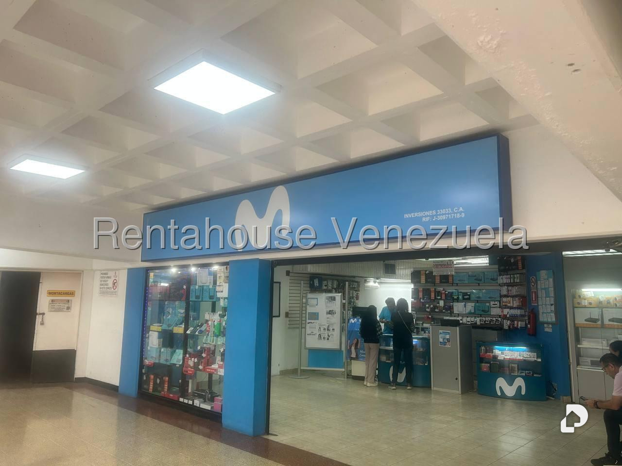 Local comercial en Los Palos Grandes, Caracas – 14