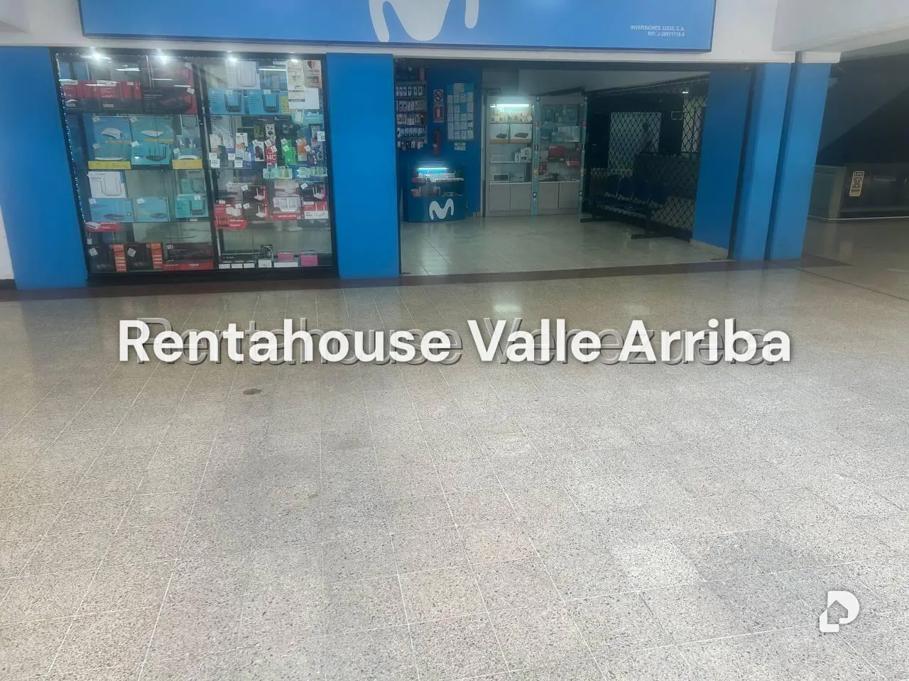 Local comercial en Los Palos Grandes, Caracas – 11