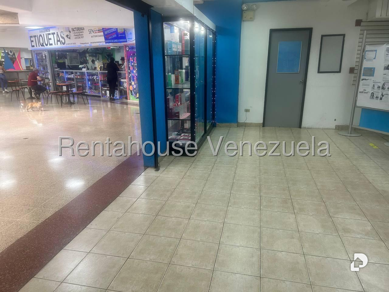 Local comercial en Los Palos Grandes, Caracas – 21