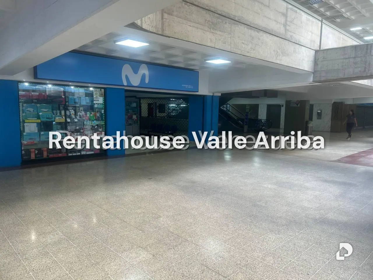 Local comercial en Los Palos Grandes, Caracas – 4