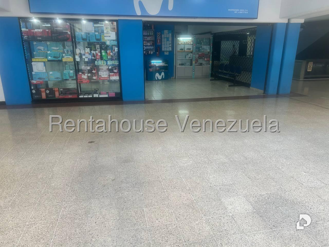 Local comercial en Los Palos Grandes, Caracas – 22