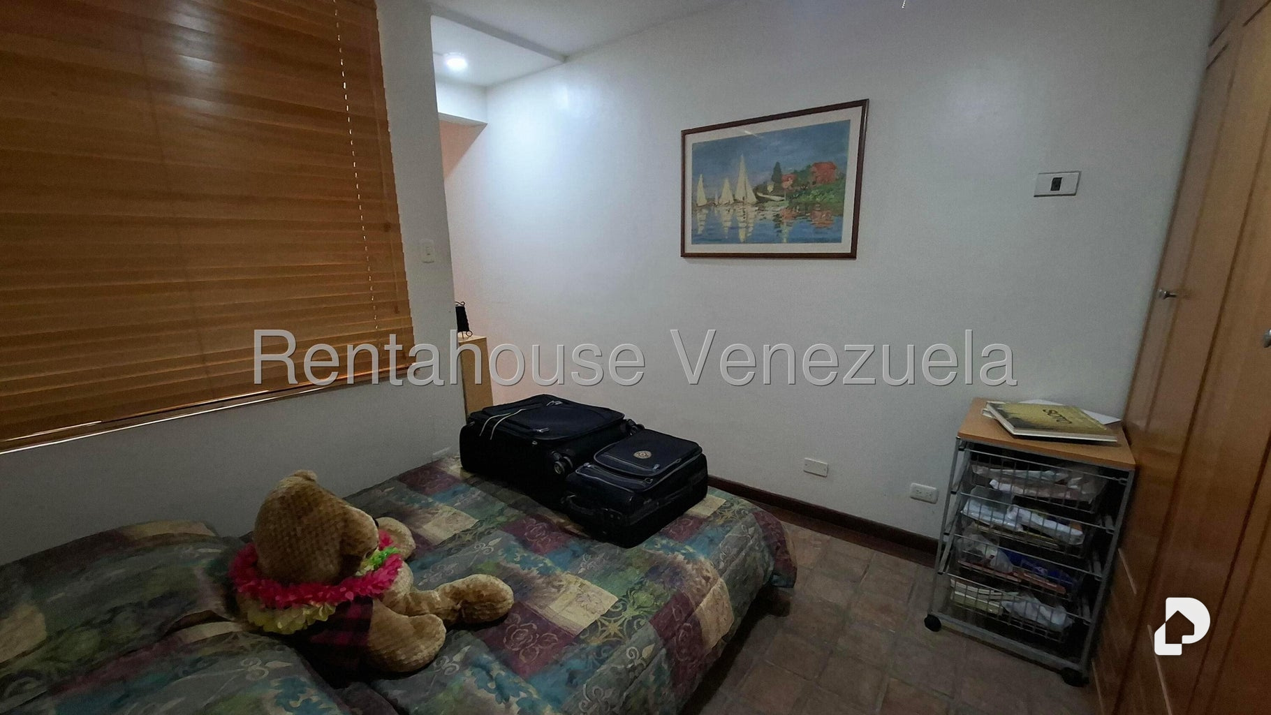Casa en La Trinidad, Caracas – 28