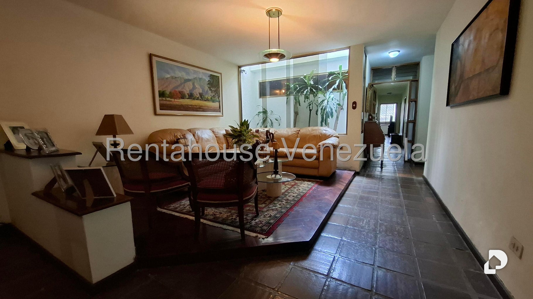 Casa en La Trinidad, Caracas – 24