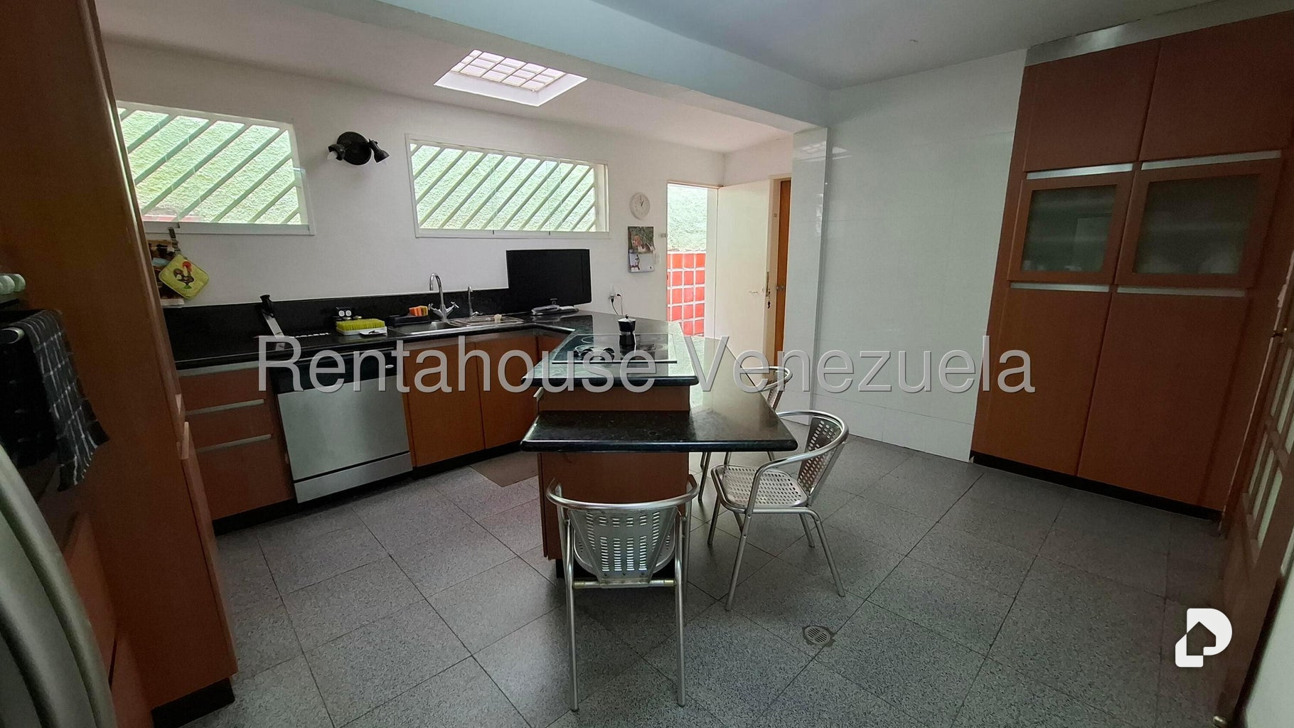 Casa en La Trinidad, Caracas – 20