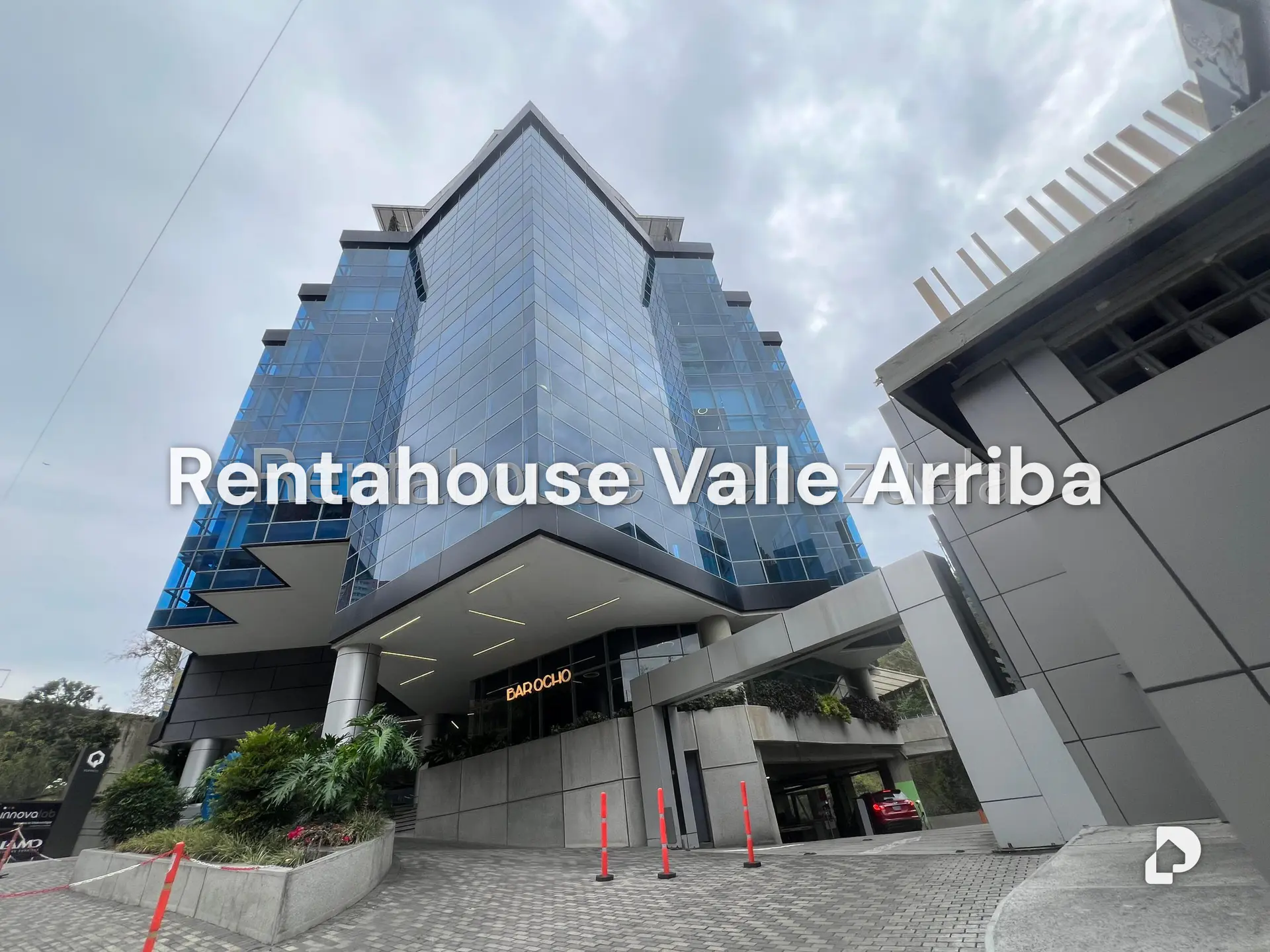 Local comercial en Cerro Verde, Caracas – 1