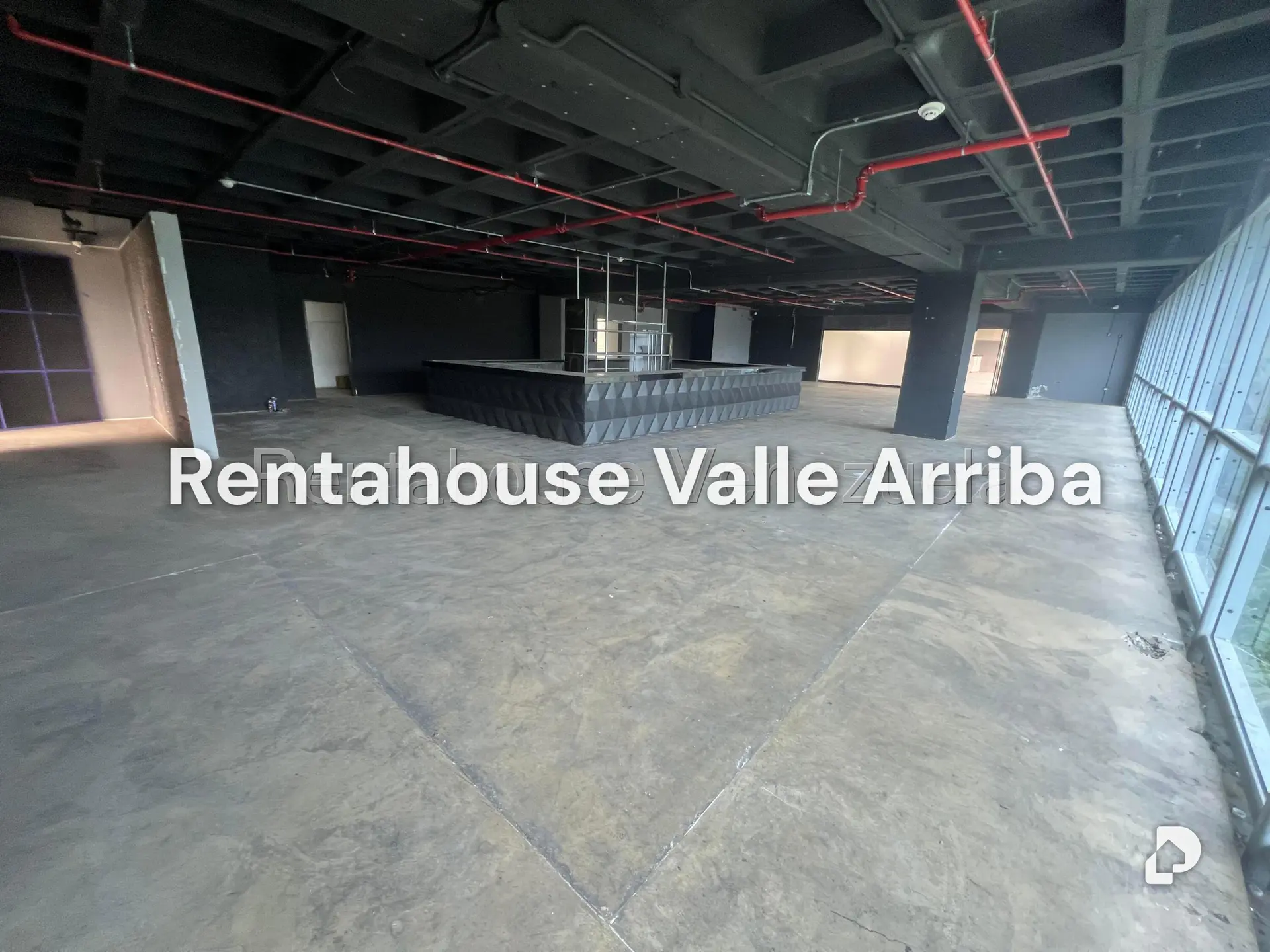 Local comercial en Cerro Verde, Caracas – 12