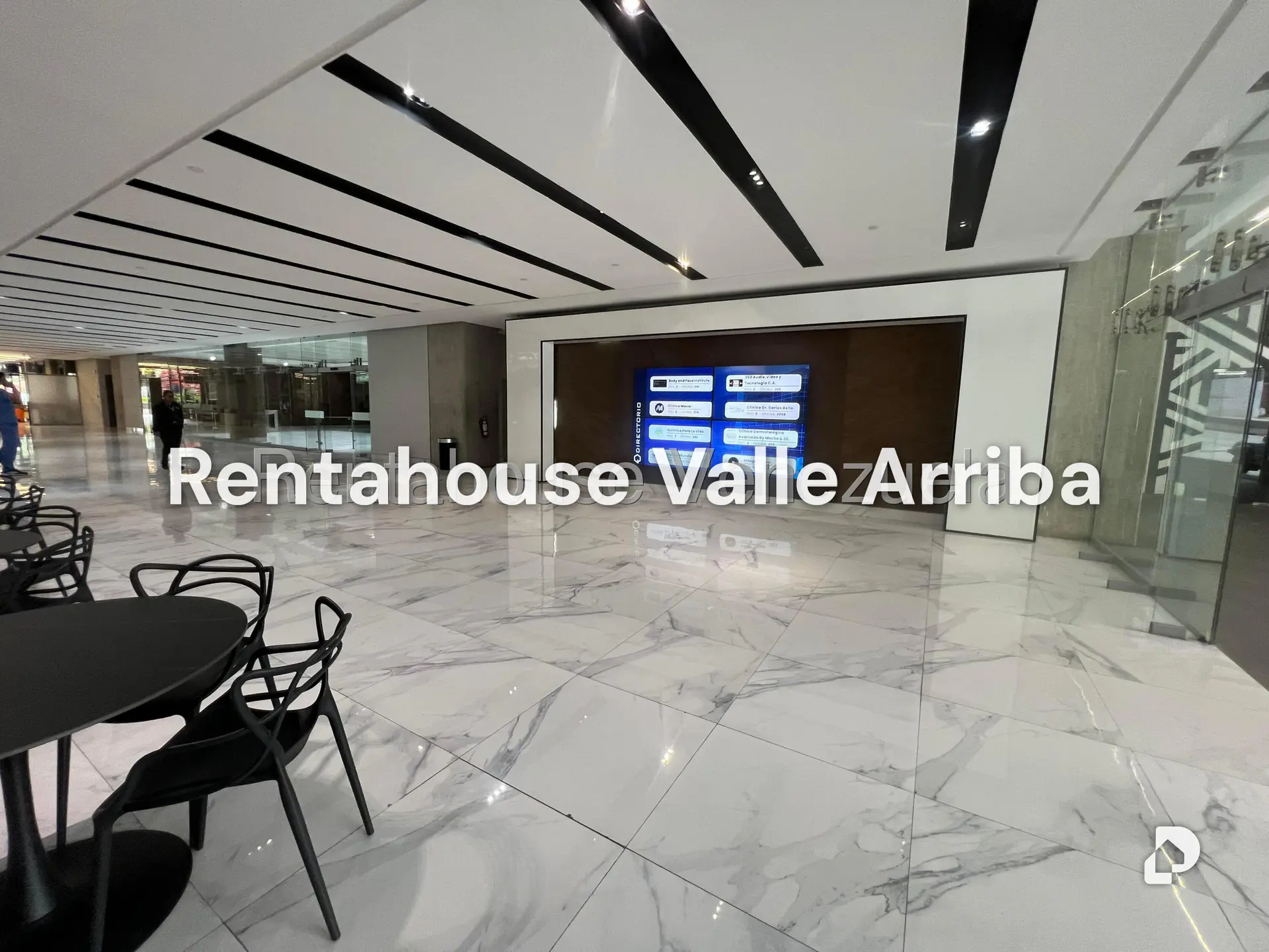 Local comercial en Cerro Verde, Caracas – 4