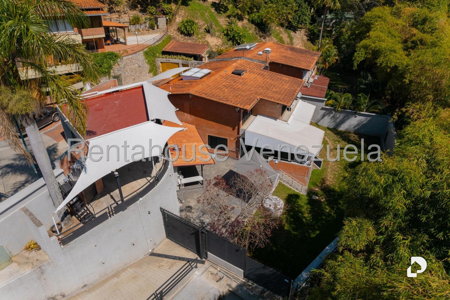 Casa en La Tahona, Caracas – 5