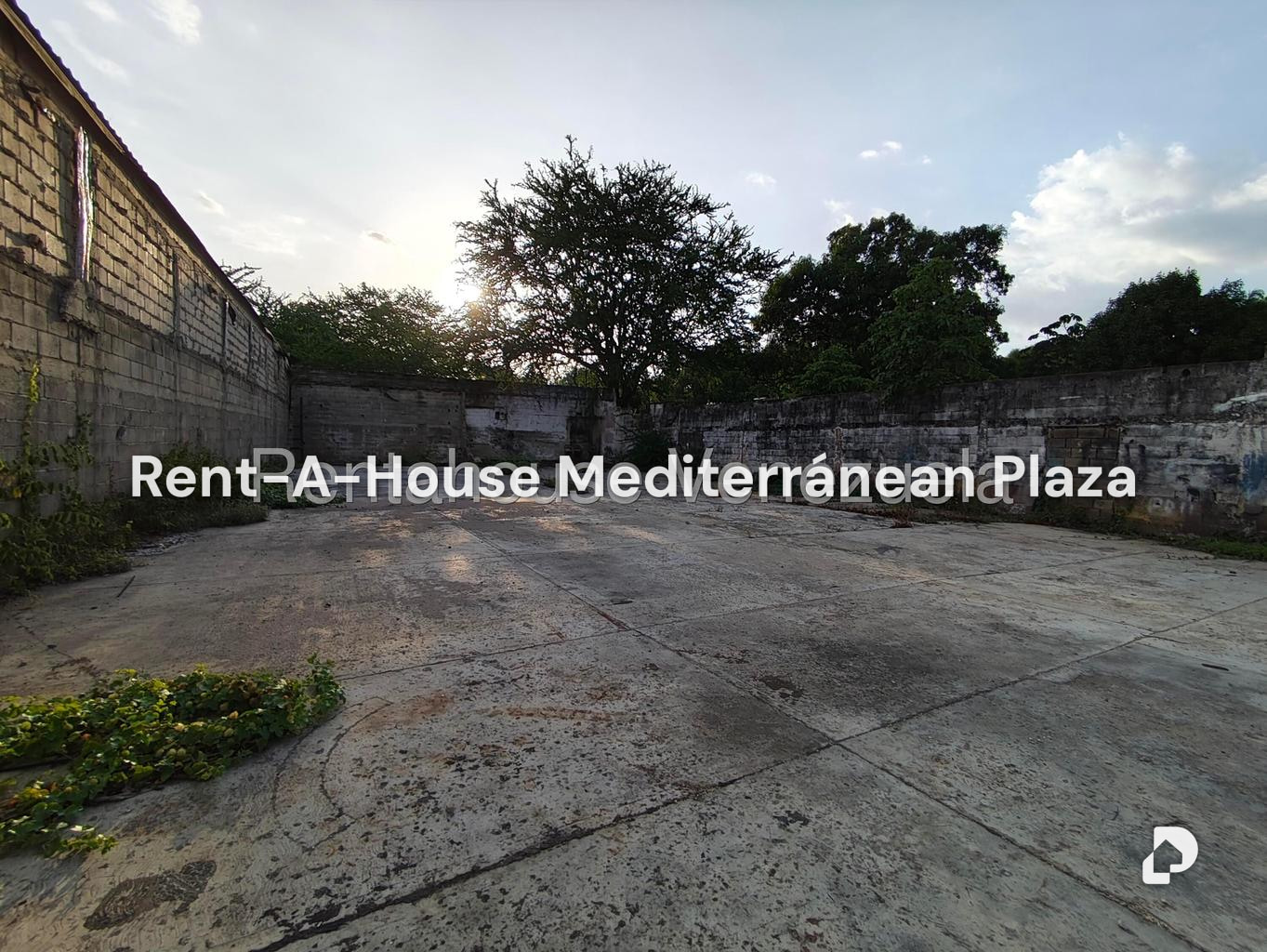Terreno en Lizandro Alvarado, Valencia – 13