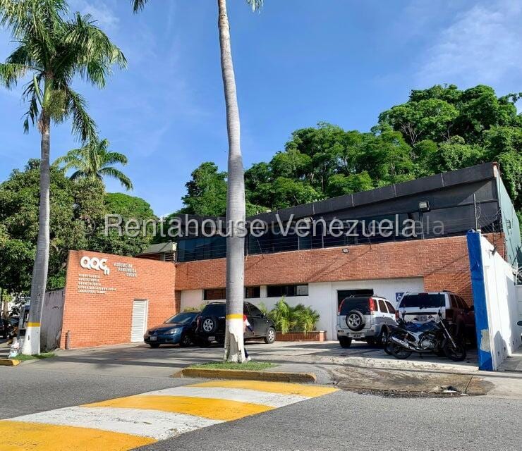 Local comercial en Chuao, Caracas - 1